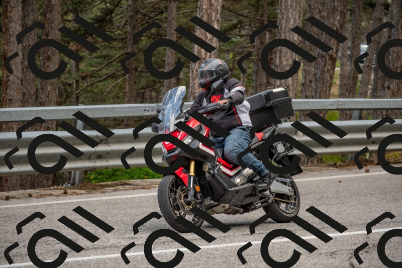 202506011436-DSC_6372_c4_