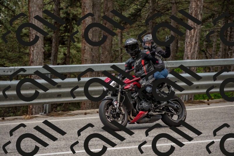 202506011440-DSC_6417_c4_