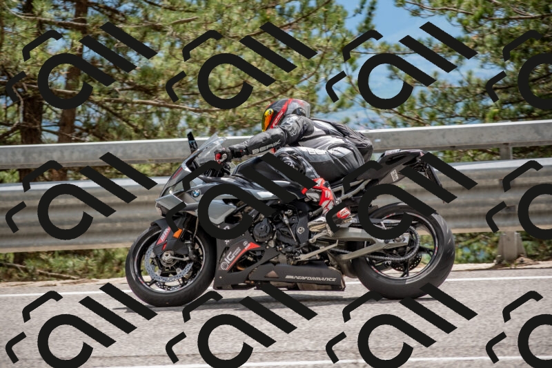 202506011444-DSC_6451_c4_