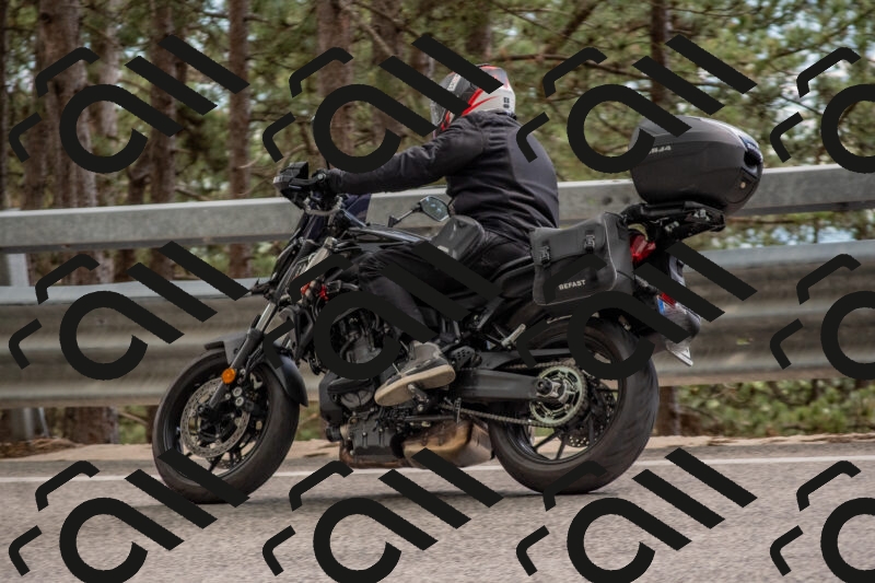 202506011520-DSC_6693_c4_