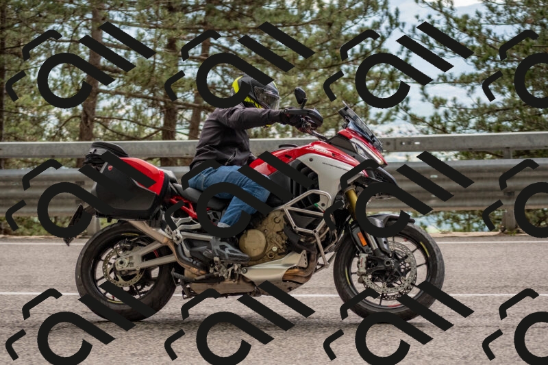 202506011526-DSC_6716_c4_