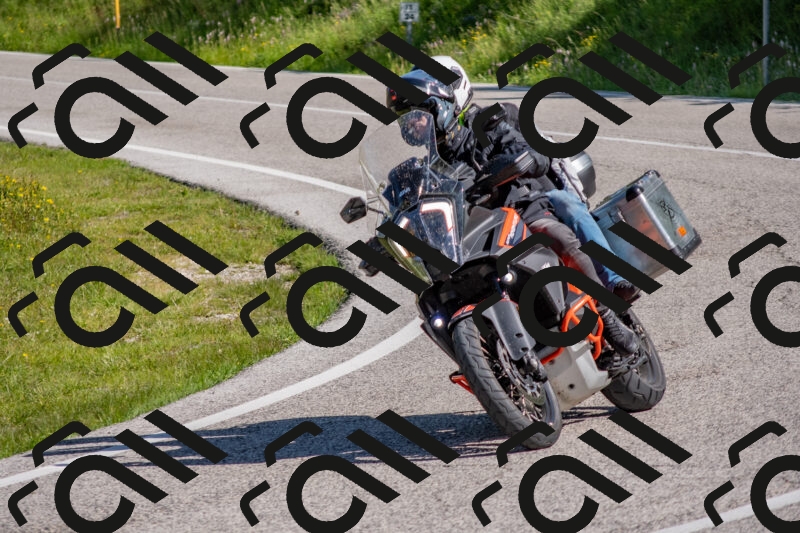 202506020949-DSC_6895_c4_