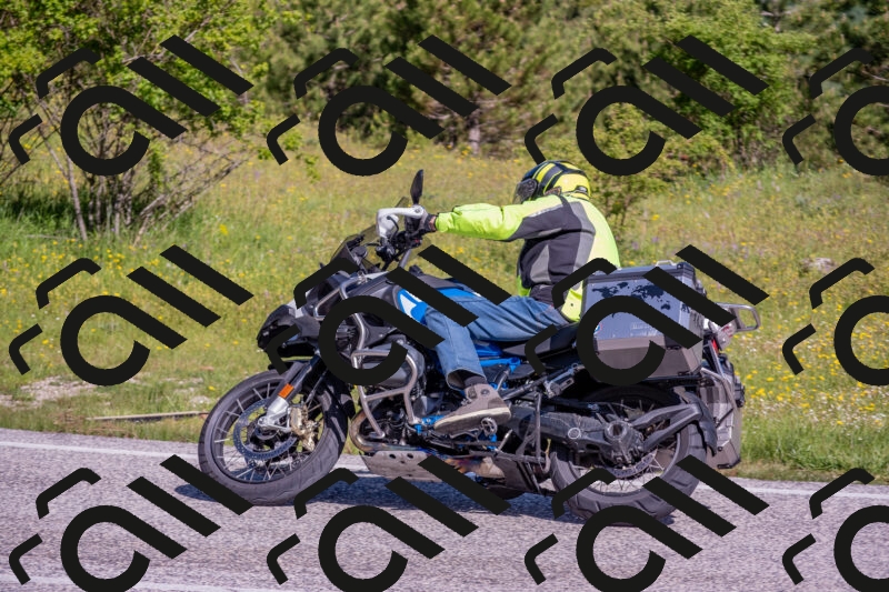 202506020953-DSC_6940_c4_