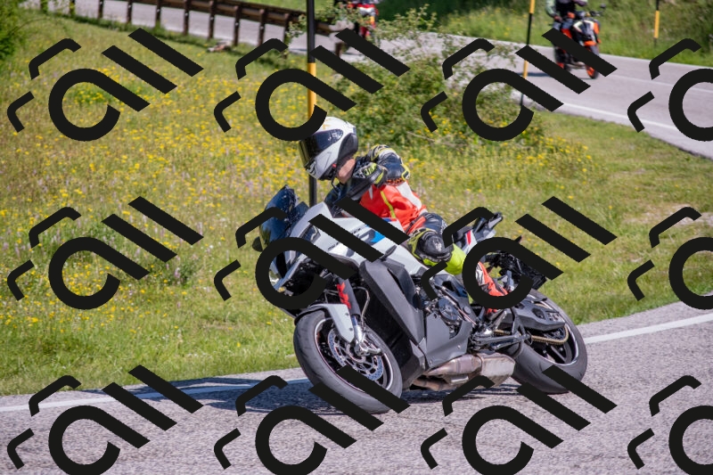 202506020959-DSC_7010_c4_