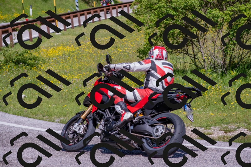 202506021037-DSC_7345_c4_