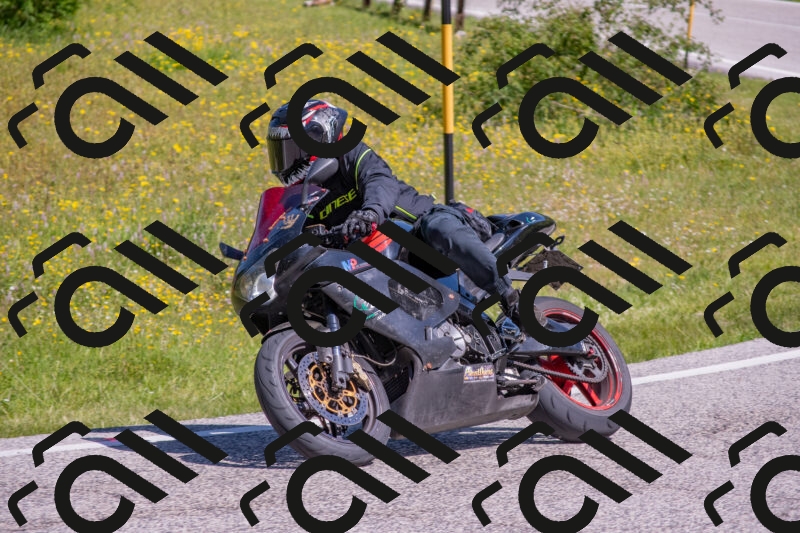 202506021042-DSC_7400_c4_