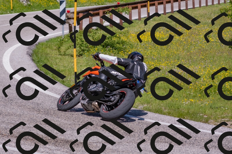 202506021042-DSC_7405_c4_