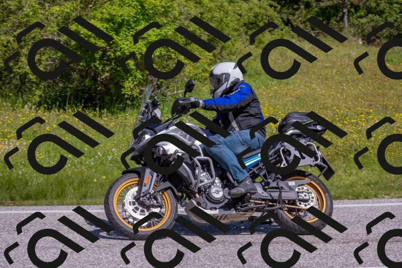 202506021042-DSC_7413_c4_