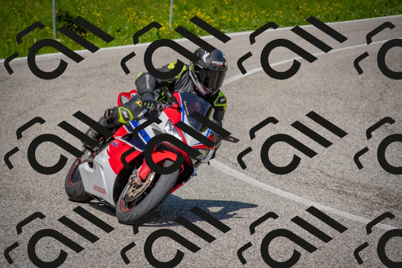 202506021045-DSC_7468_c4_