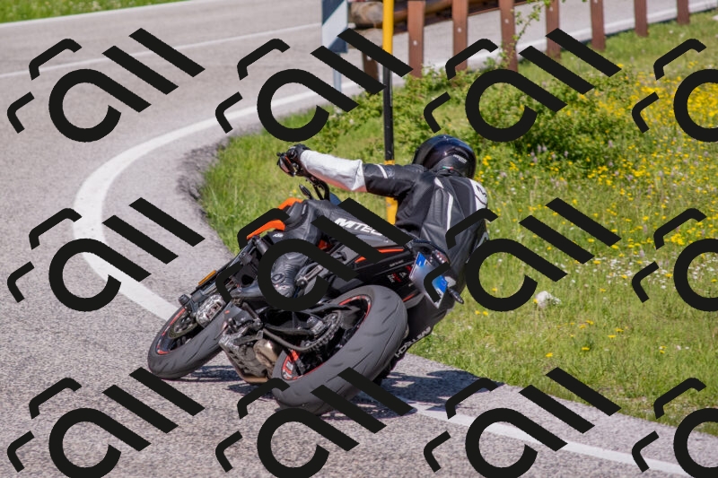 202506021046-DSC_7483_c4_