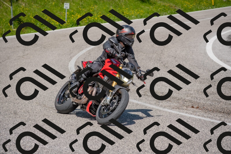 202506021052-DSC_7533_c4_