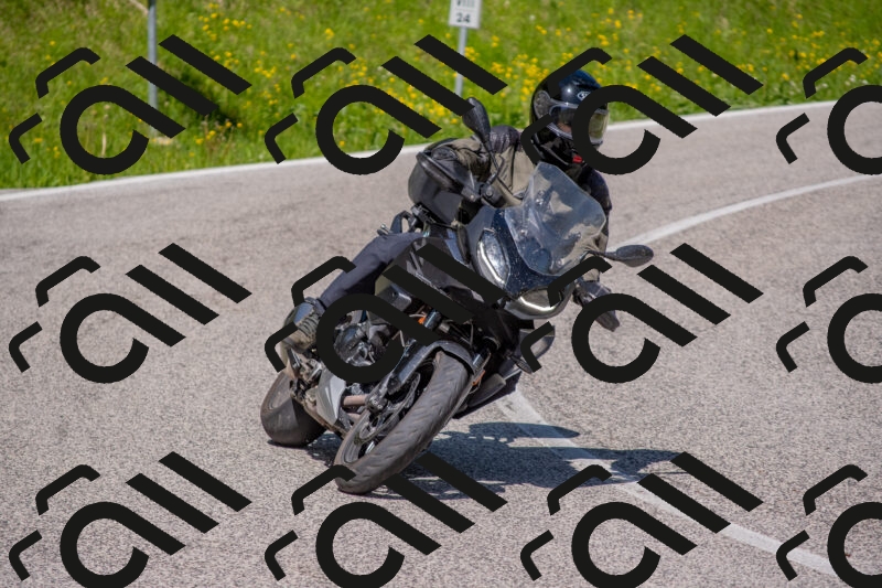 202506021057-DSC_7584_c4_