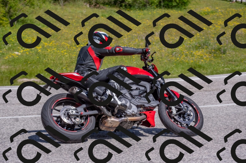 202506021059-DSC_7603_c4_