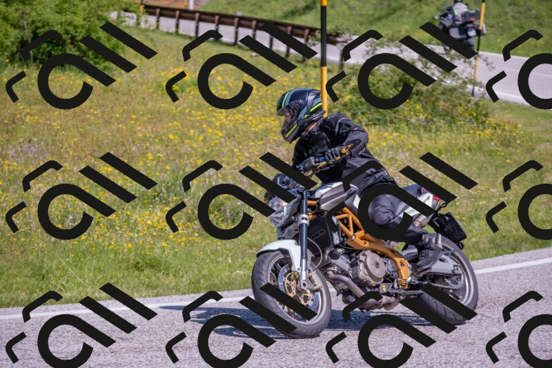 202506021106-DSC_7670_c4_