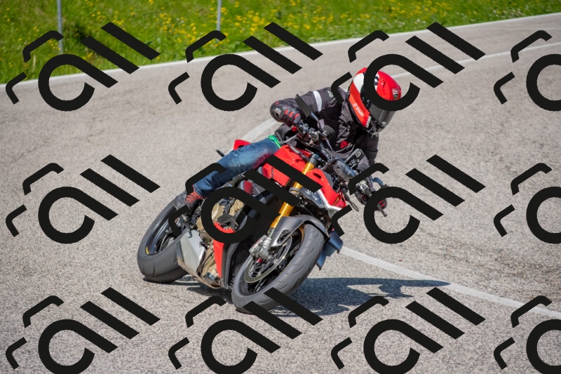 202506021109-DSC_7693_c4_