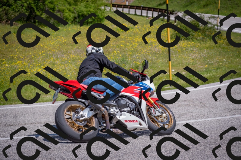 202506021113-DSC_7729_c4_