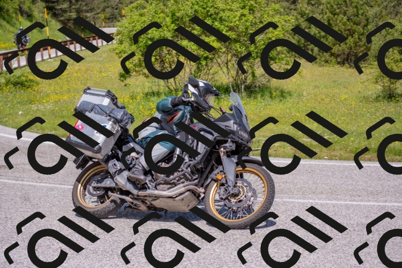 202506021118-DSC_7775_c4_