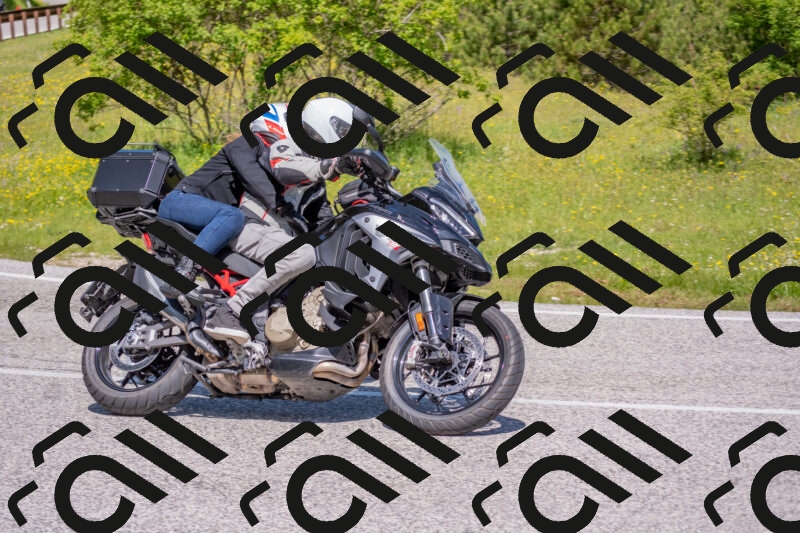 202506021121-DSC_7850_c4_