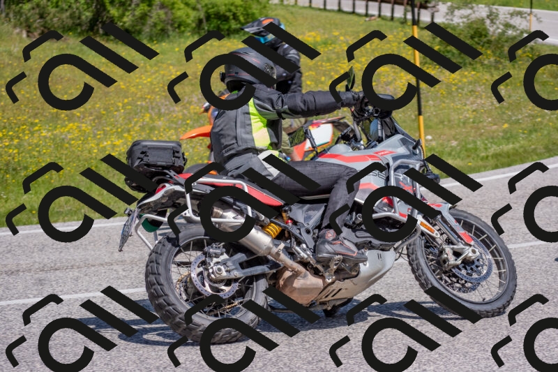 202506021121-DSC_7876_c4_