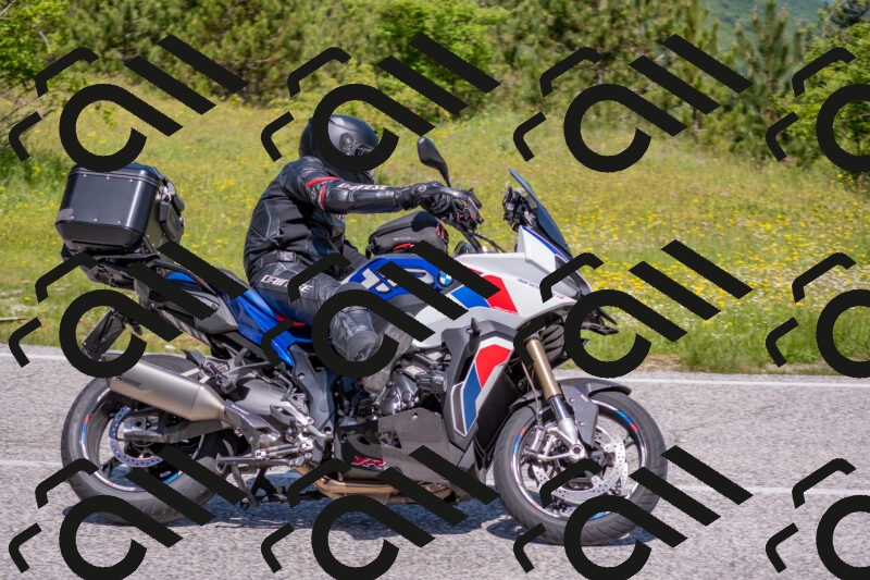 202506021122-DSC_7900_c4_