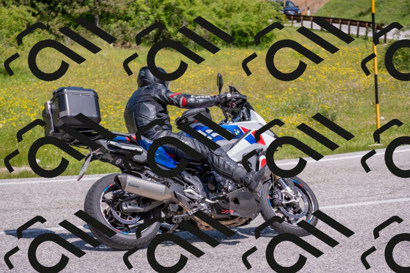 202506021122-DSC_7901_c4_