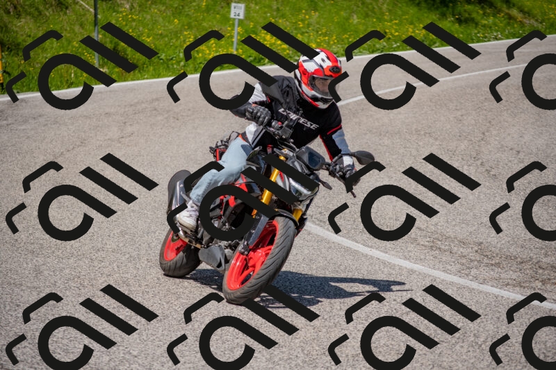 202506021132-DSC_8033_c4_