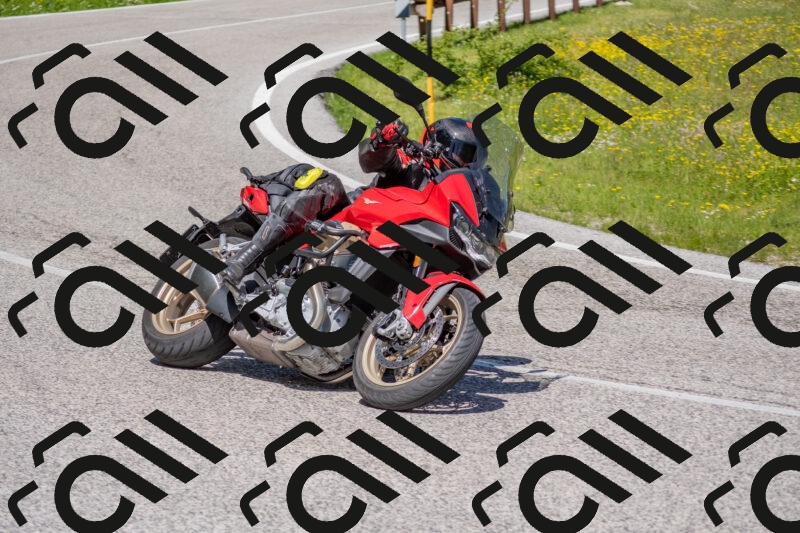 202506021132-DSC_8040_c4_