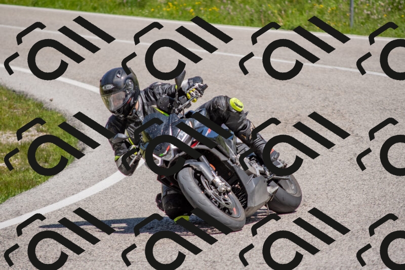 202506021134-DSC_8044_c4_