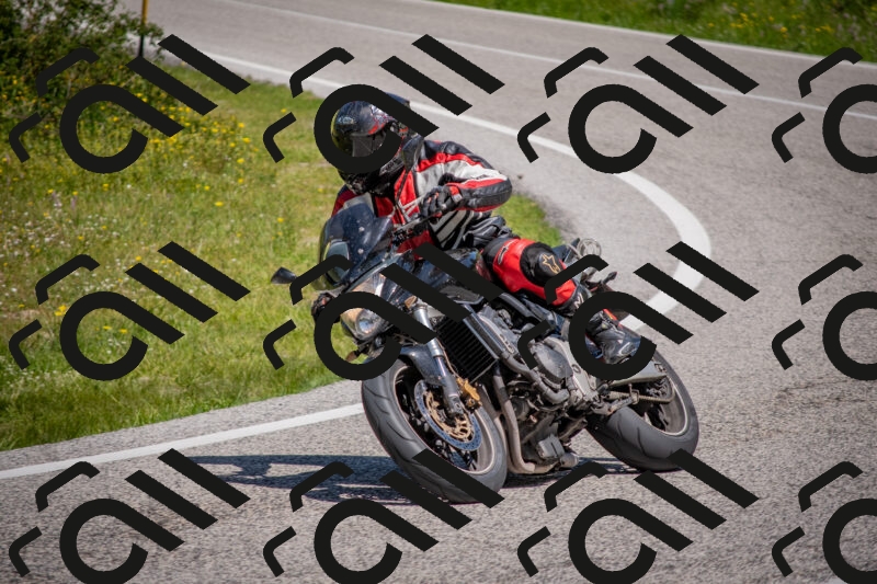 202506021134-DSC_8049_c4_