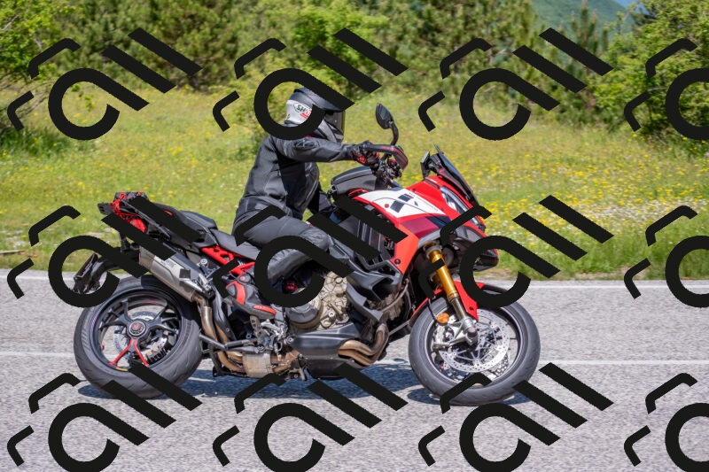 202506021136-DSC_8079_c4_