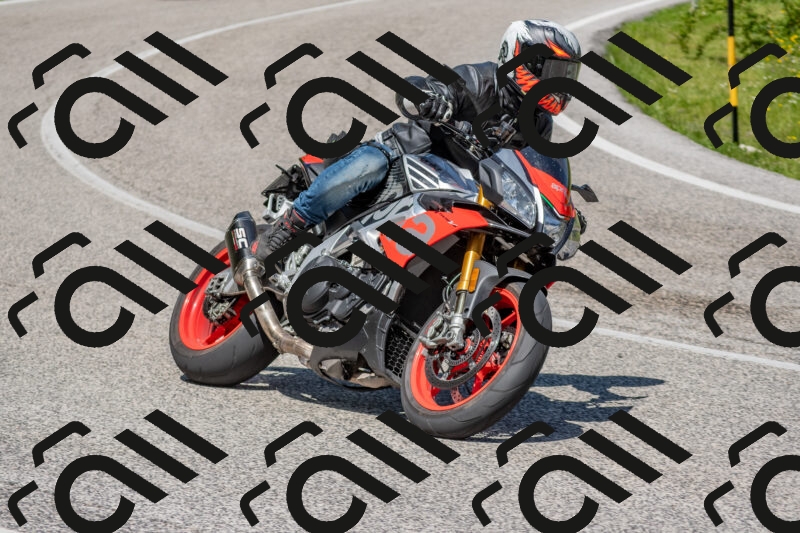 202506021136-DSC_8091_c4_