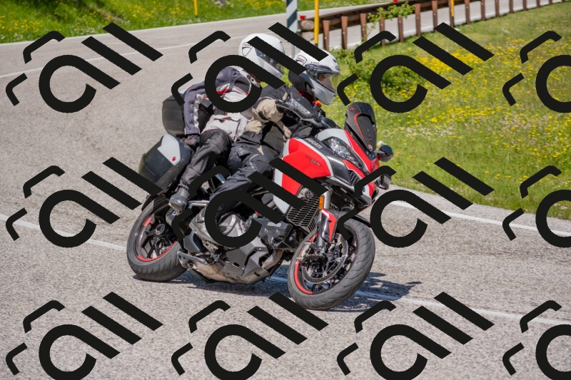 202506021137-DSC_8102_c4_