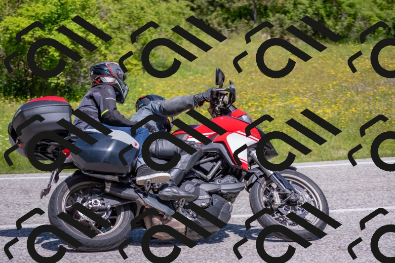 202506021137-DSC_8106_c4_