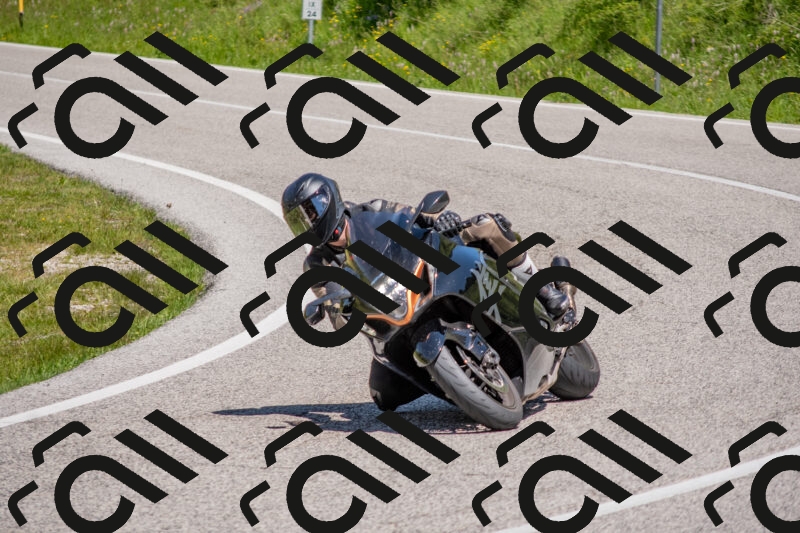 202506021158-DSC_8444_c4_