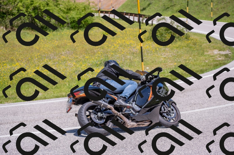 202506021202-DSC_8517_c4_