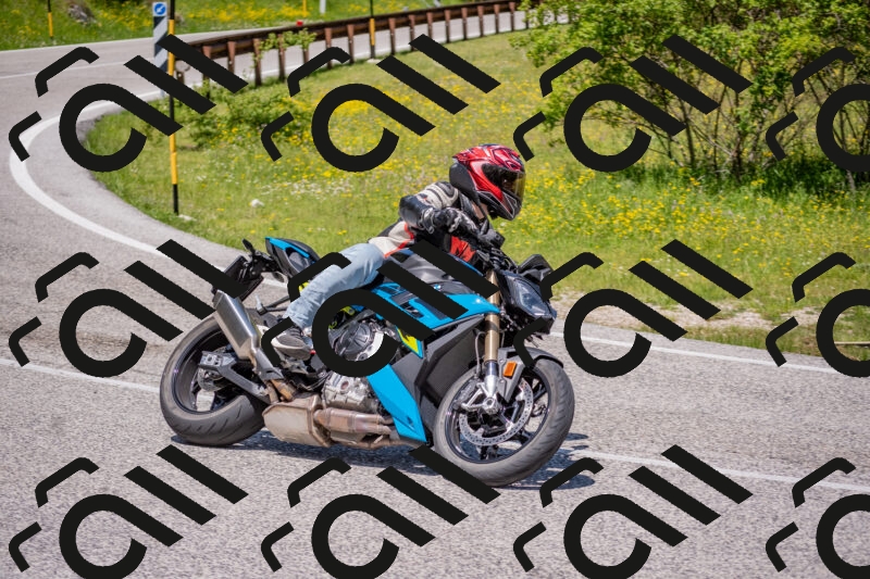 202506021208-DSC_8597_c4_