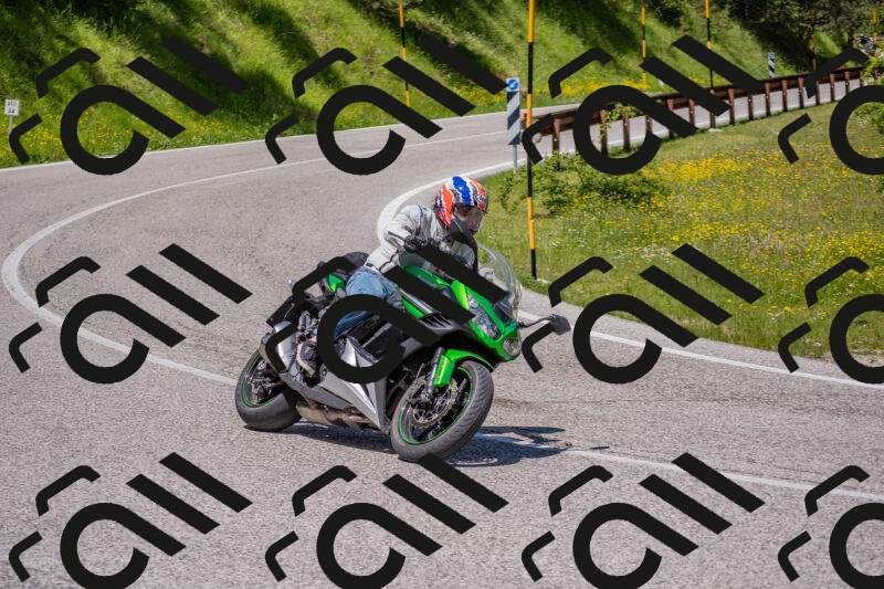 202506021219-DSC_8800_c4_