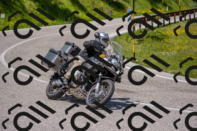 202506021224-DSC_8917_c4_