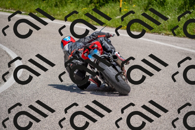 202506021229-DSC_9004_c4_