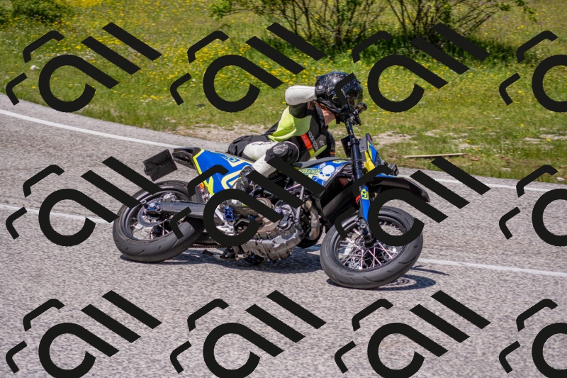 202506021235-DSC_9090_c4_