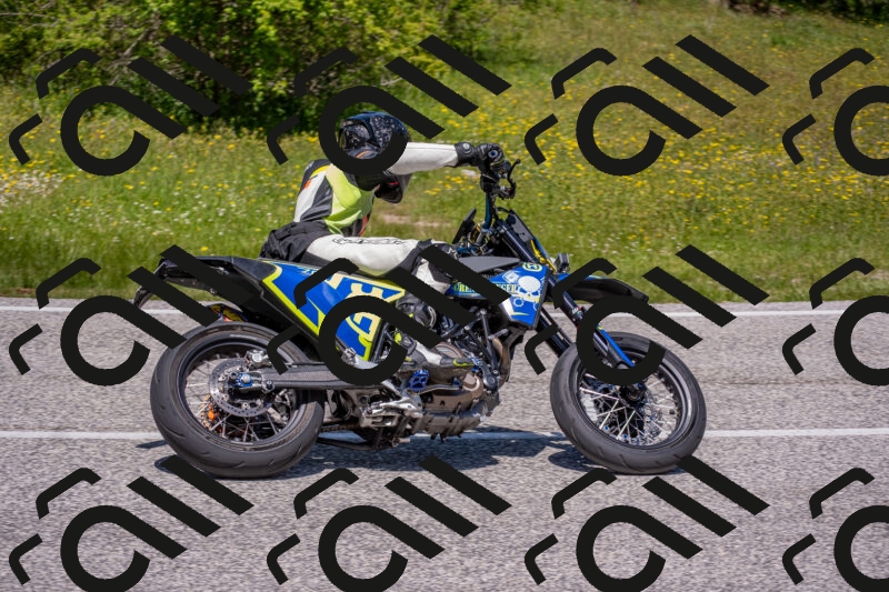 202506021235-DSC_9091_c4_