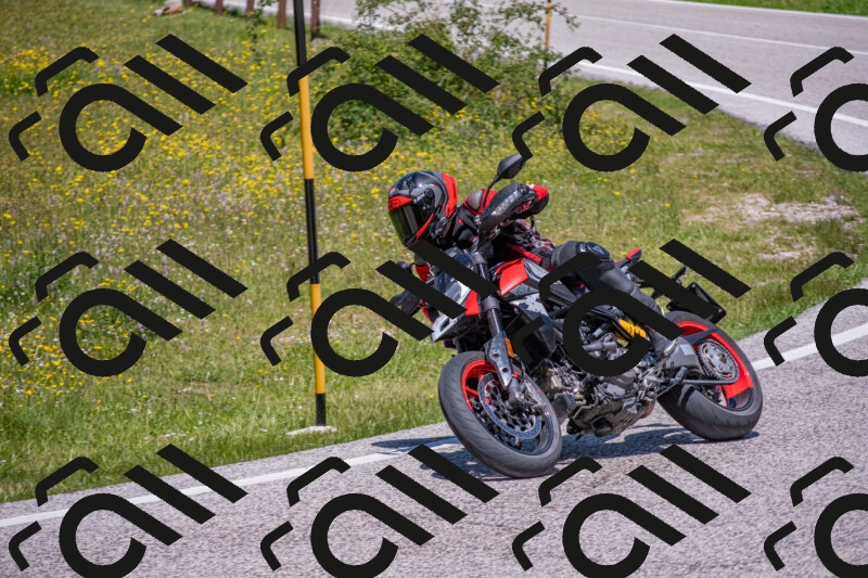 202506021243-DSC_9192_c4_