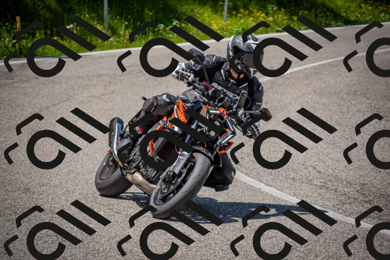 202506021258-DSC_9421_c4_