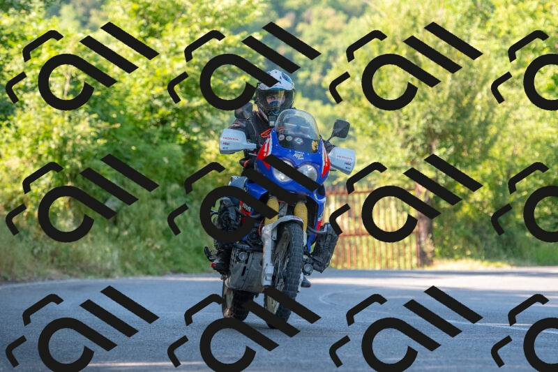 20250602090157-R01_8886_r1