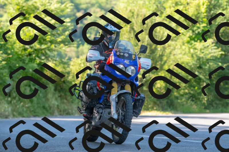 20250602090157-R01_8887_r1