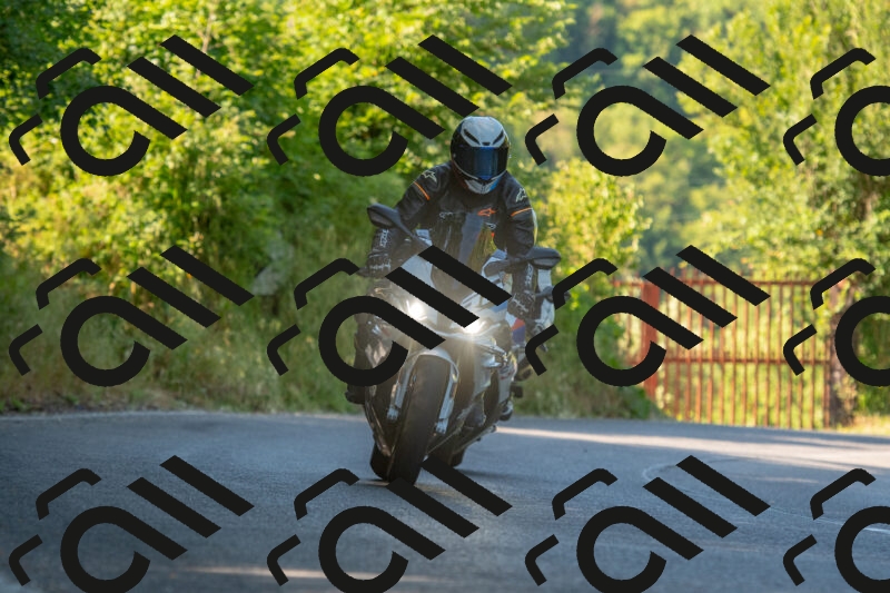 20250602090220-R01_8891_r1