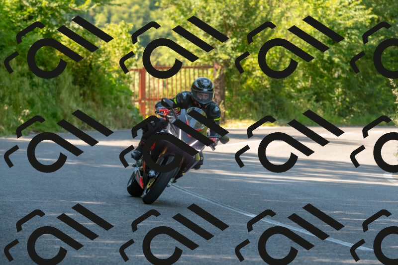 20250602092138-R01_8930_r1