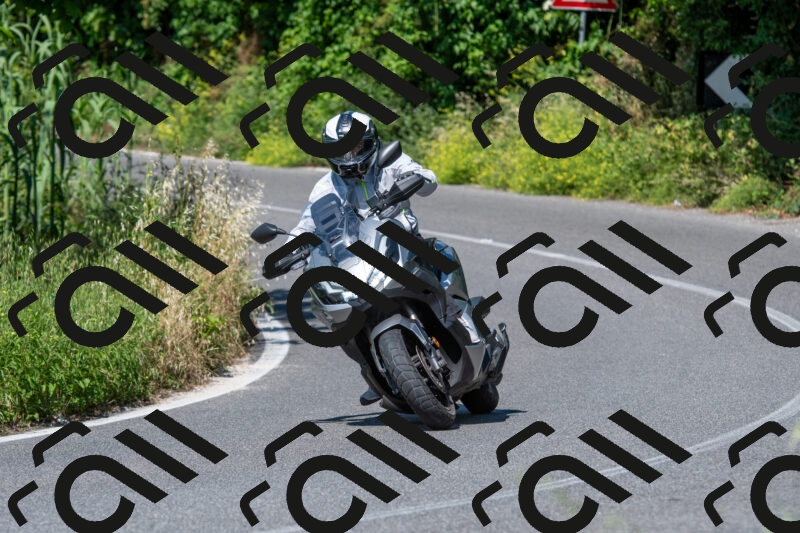 20250602103947-R01_9855_r1