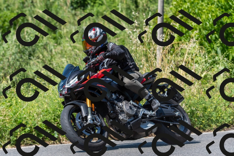 20250602110413-R01_0126_r1