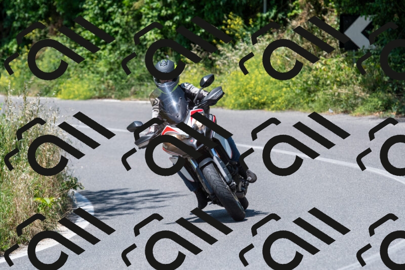 20250602122143-R01_0799_r1